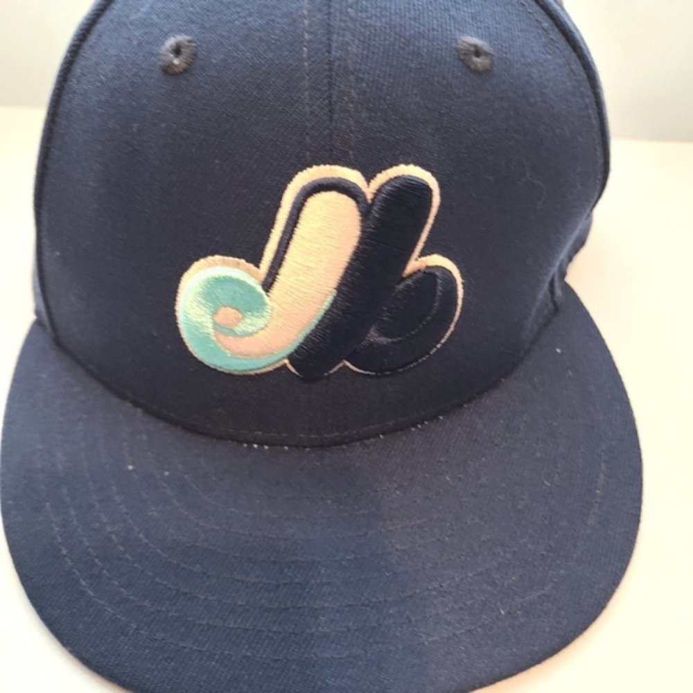 Montreal Expos New Era  Size 7 3/8 Fitted Baseball Cap